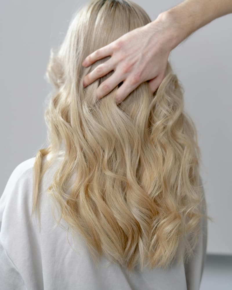 Balayage rubio ceniza